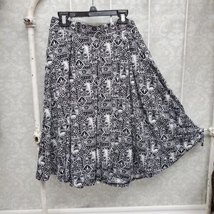 Lula Roe Flair Skirt Black White Disney